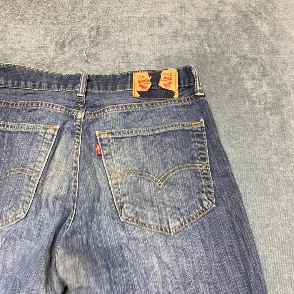 Levi's Jeans Mens 32x32 Blue Denim Cotton Stretch Straight Leg Zip Fly 5 Pockets